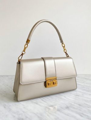 Bolsa Flap Prata Metálica